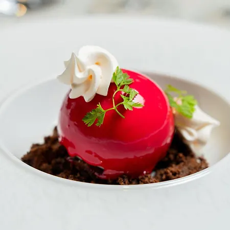 ホテル La & Restaurant Le Dome *